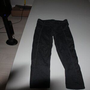 Black Athleta Athletic Capris Size XL/14